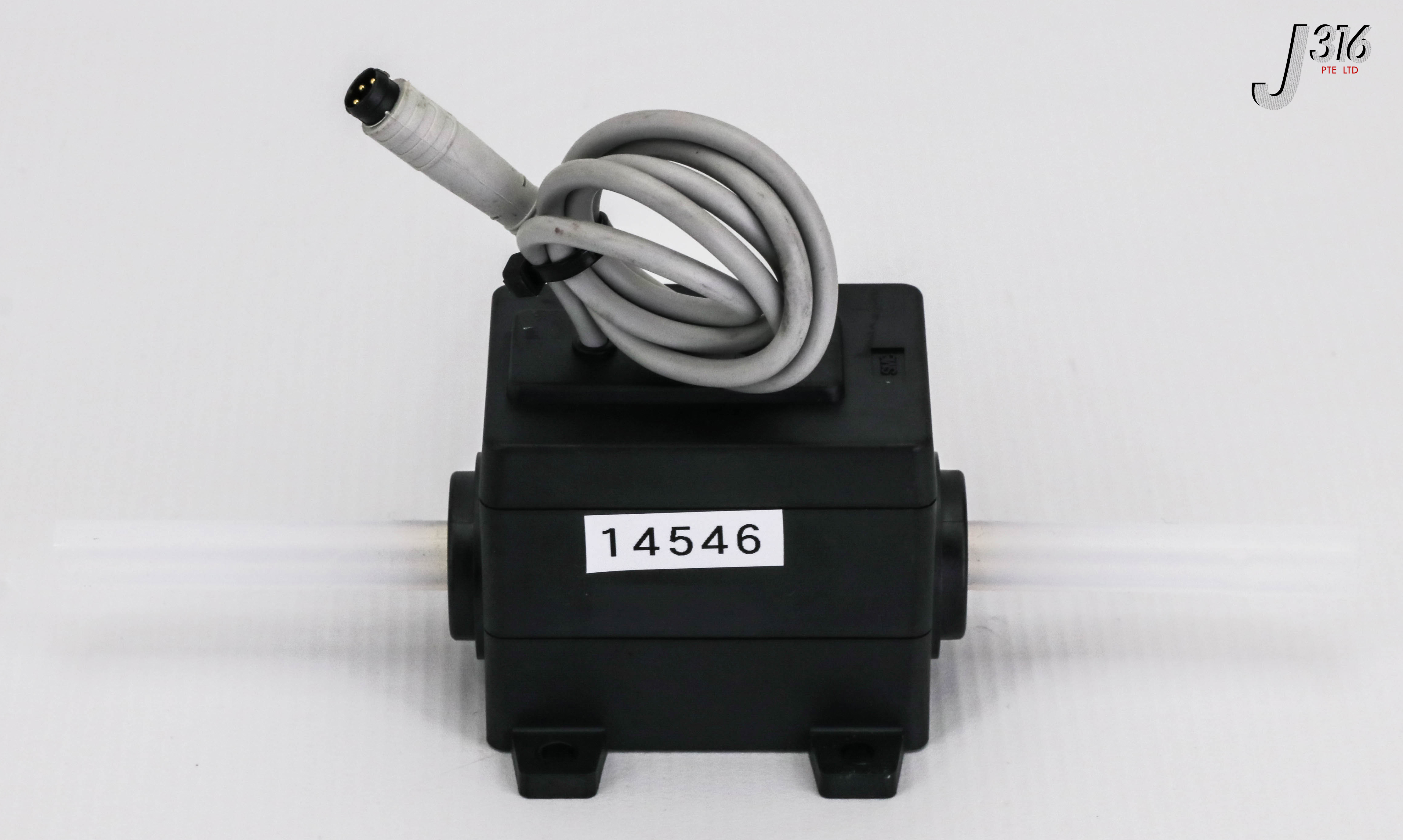 14546 SMC FLOW SWITCH PF2D504-11-1 | eBay